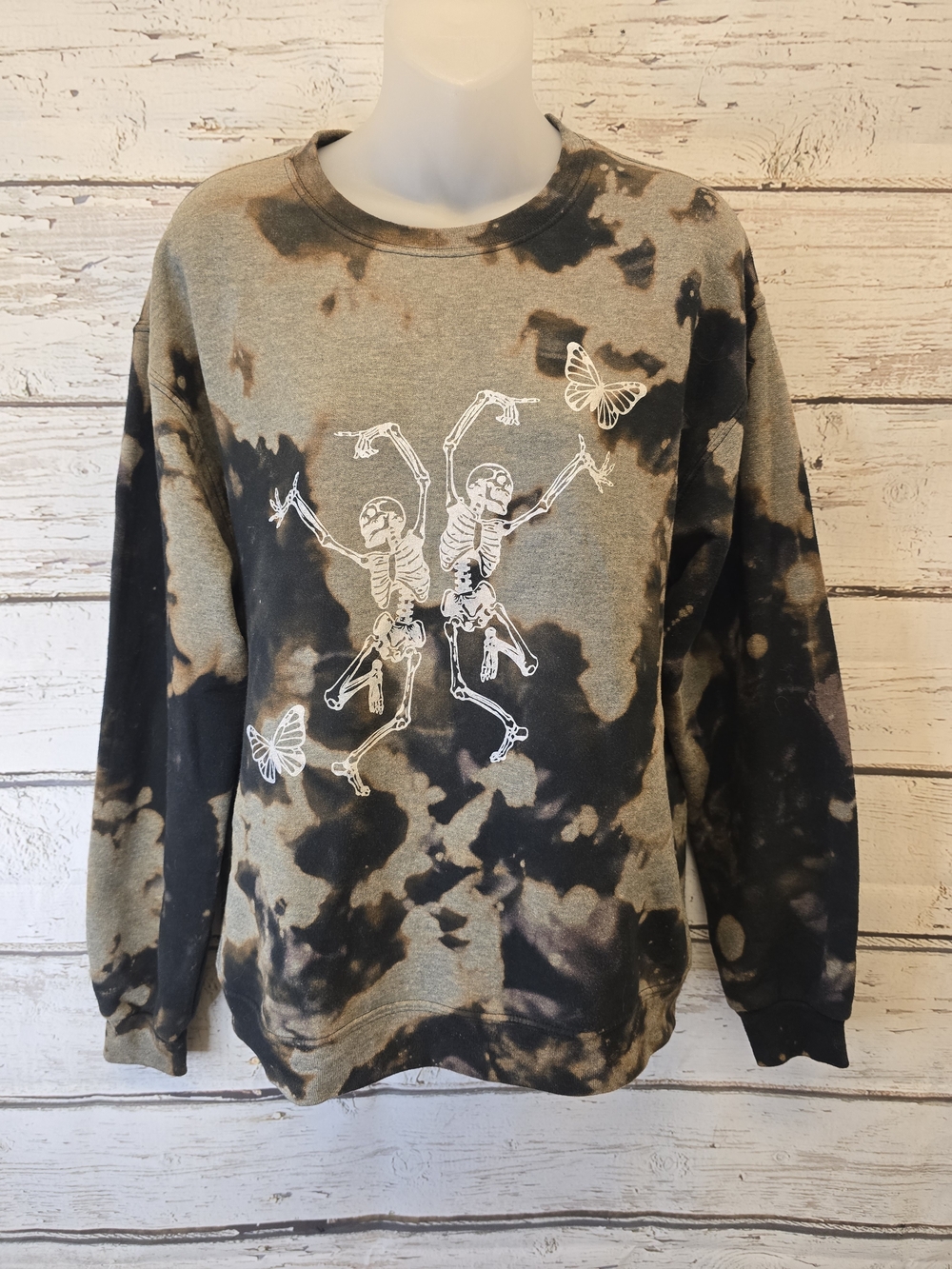 Fruit of the Loom Black & Gray Tie-Dye Skeleton Crewneck Sweatshirt Medium